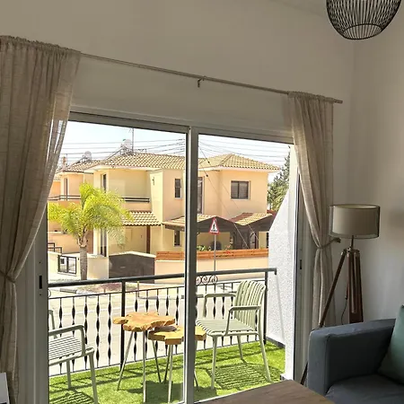 Olive Grove Apartment