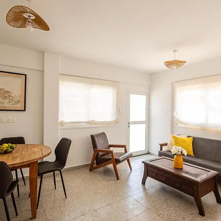 Olive Grove Apartment